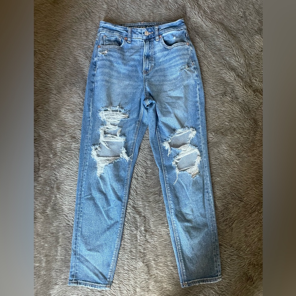 Women’s American Eagle Distressed Jeans ( 2 ) - Picture 1 of 3